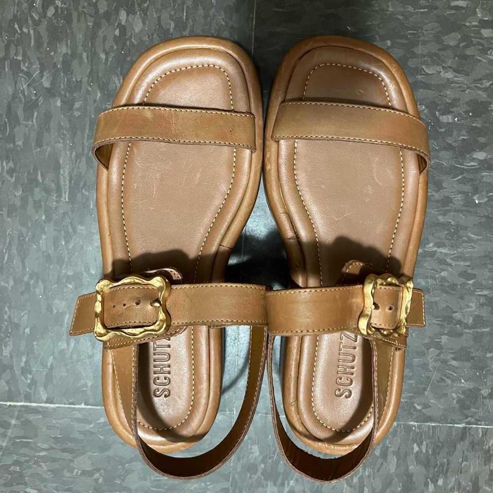 NWOT Schutz Platform Sandal Leather
Buckle Slingback Women 6.5 MSRP $158
Brown